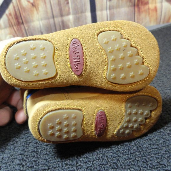 Cowboy style Old West Embroidered Leather upper booties sz 2 - Picture 7 of 7